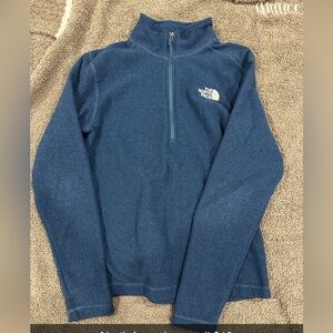 The north face pull over